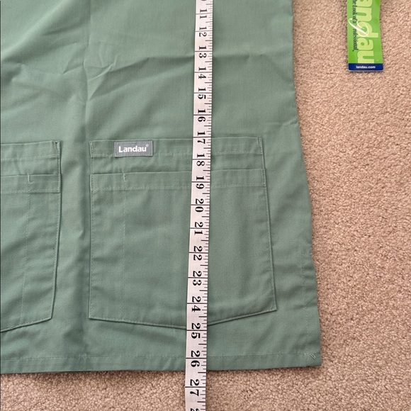 NWT Scrub Set Short Sleeve Size XS - Picture 10 of 12